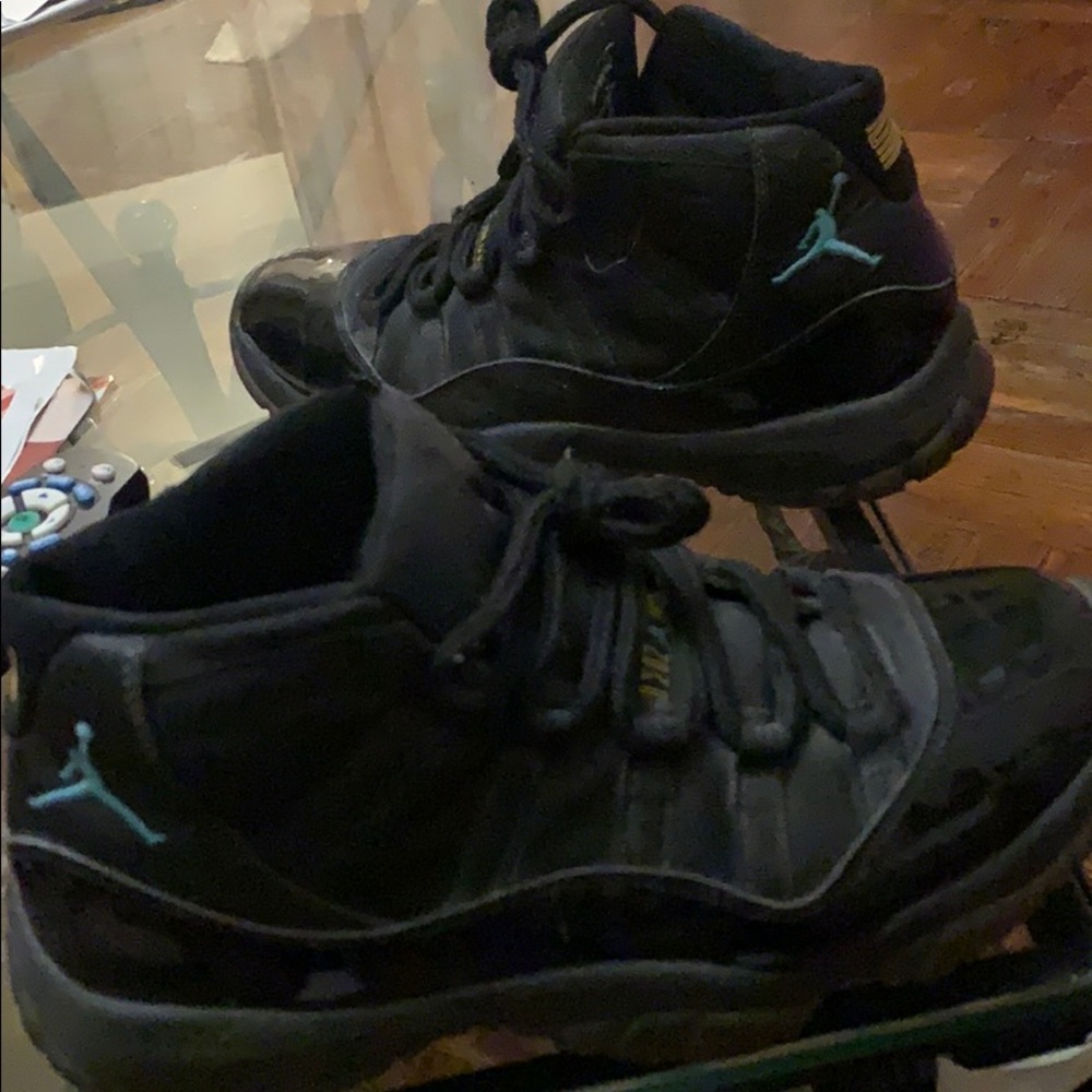 Gamma rays air Jordan 11 used